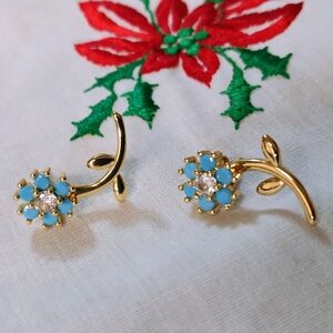 💕NWOT 2-WayTurquoise Blue and Gold Floral Earrings💕